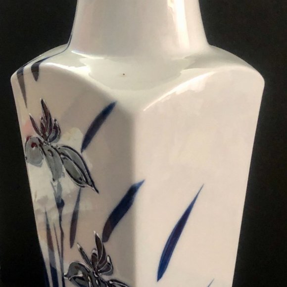 VINTAGE VASE. - Picture 3 of 3